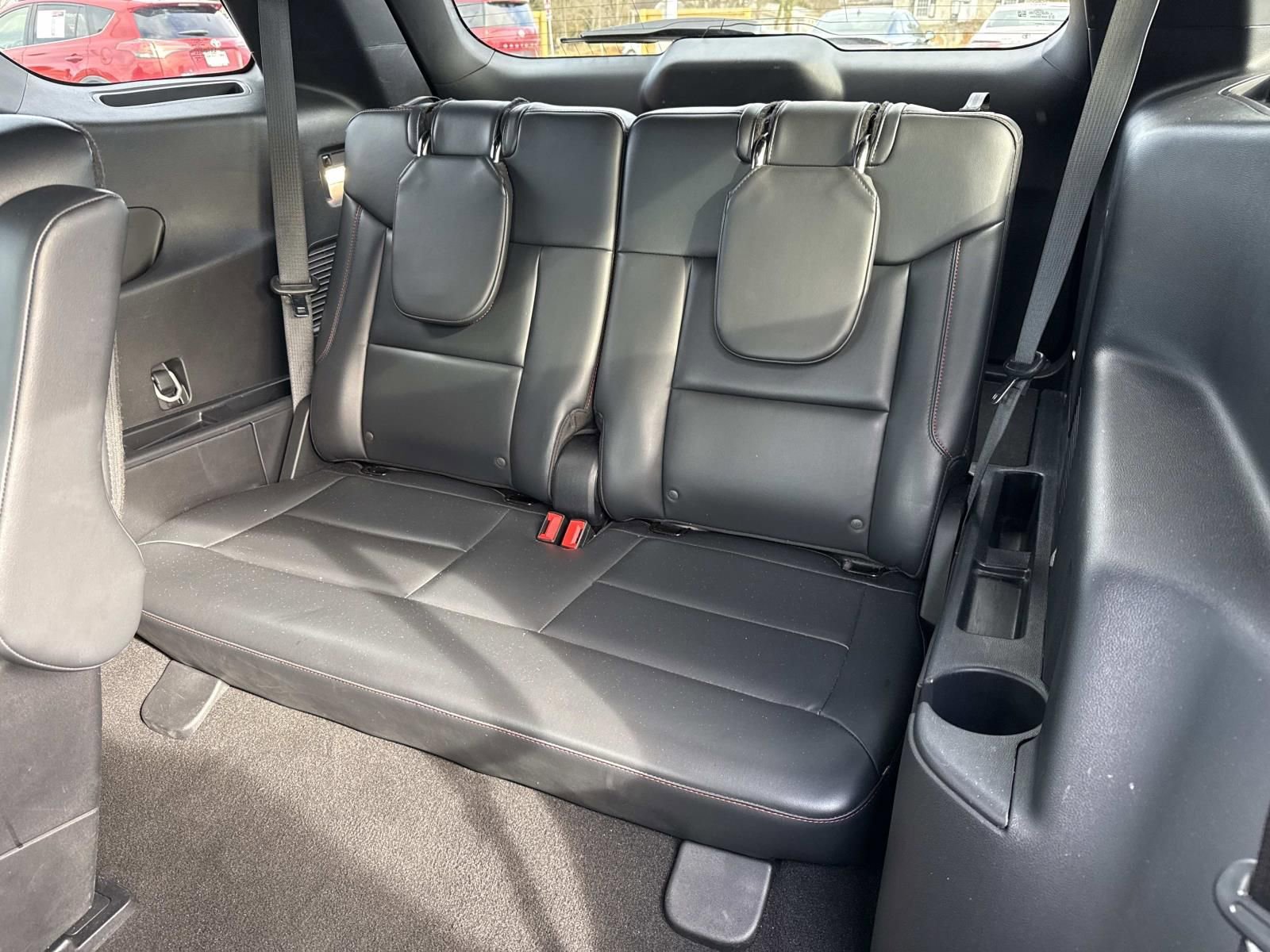 Used 2025 Ford Explorer ST-Line image 28