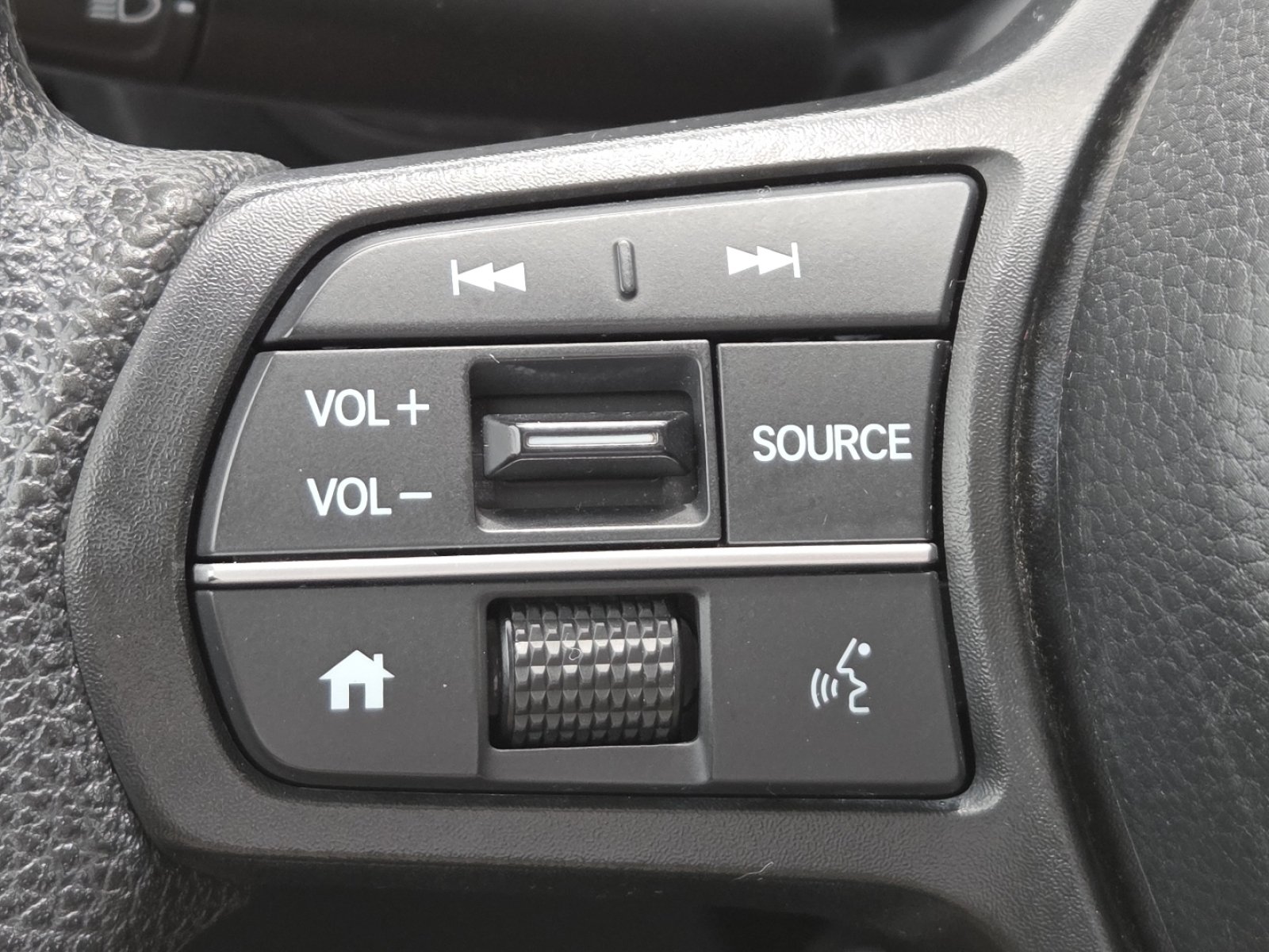 Used 2023 Honda CR-V EX image 32