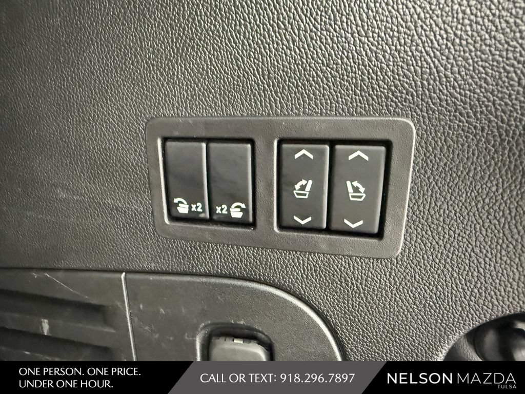 Used 2019 Chevrolet Tahoe Premier AWD/4WD image 41