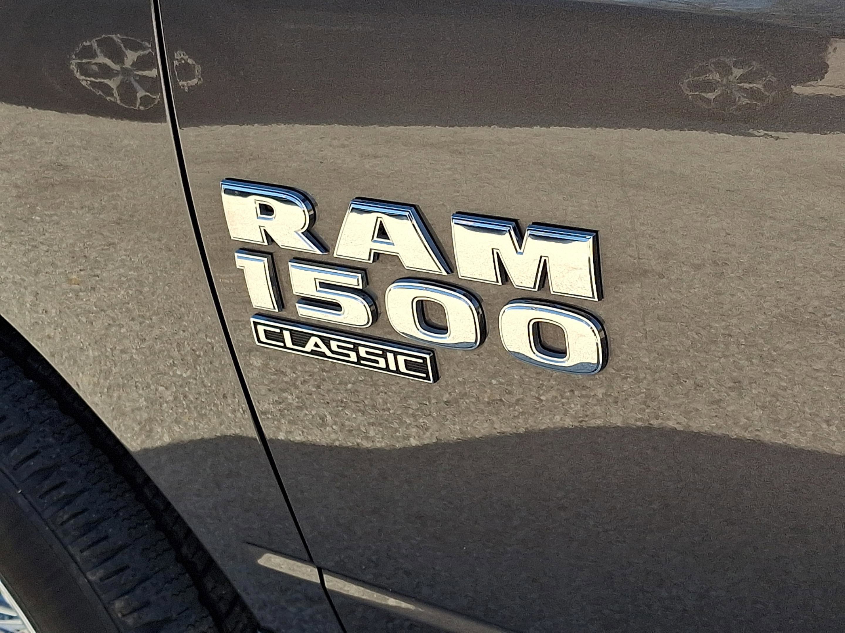 Certified 2022 RAM 1500 Express AWD/4WD image 29