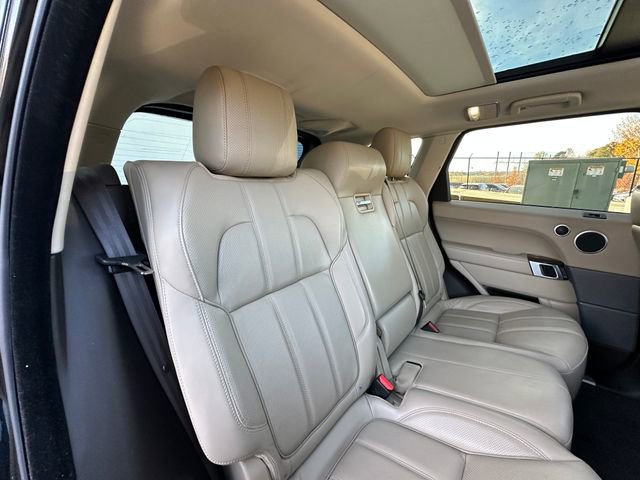 Used 2016 Land Rover Range Rover Sport HSE image 38