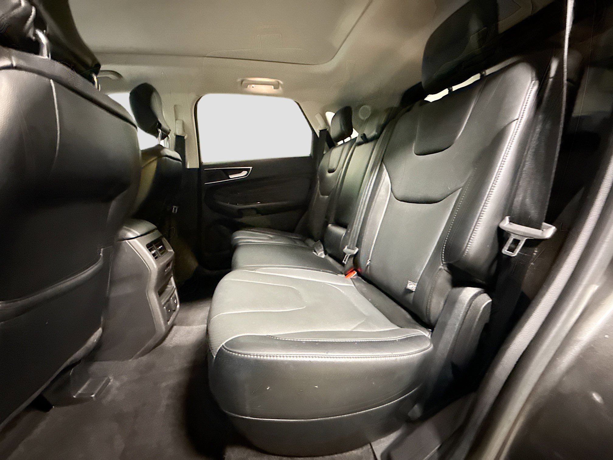 Used 2017 Ford Edge Titanium w/ Equipment Group 301A FWD image 21