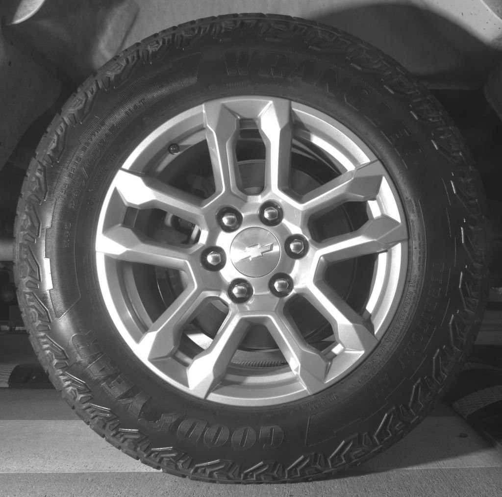Used 2024 Chevrolet Silverado 1500 LT w/ Z71 Off-Road Package AWD/4WD image 14