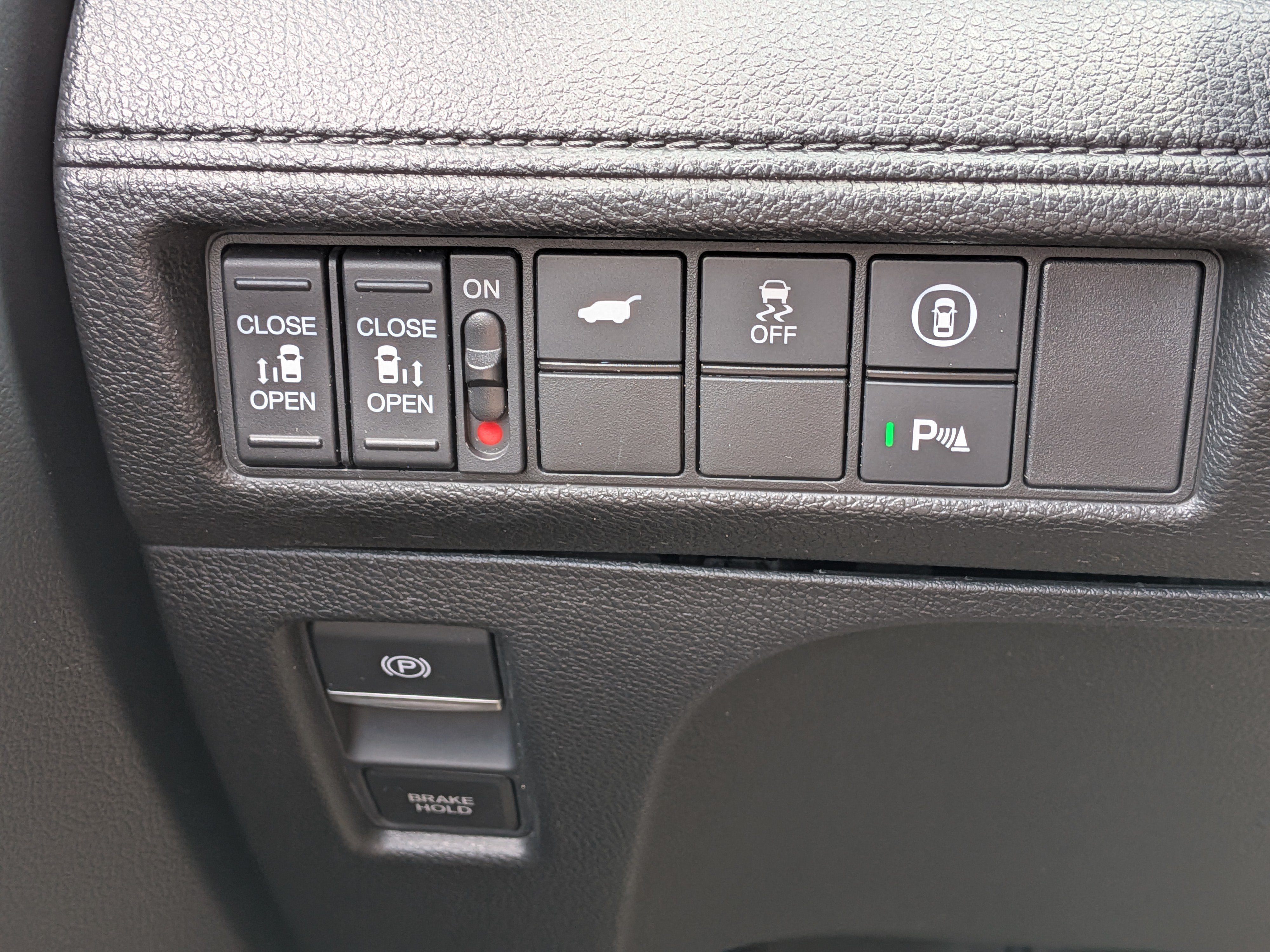 Used 2023 Honda Odyssey Elite image 25