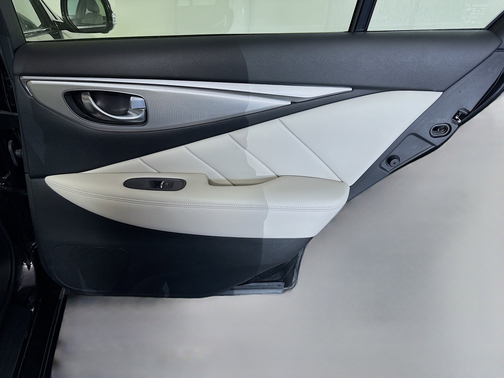 Used 2022 INFINITI Q50 Luxe w/ Cargo Package image 28