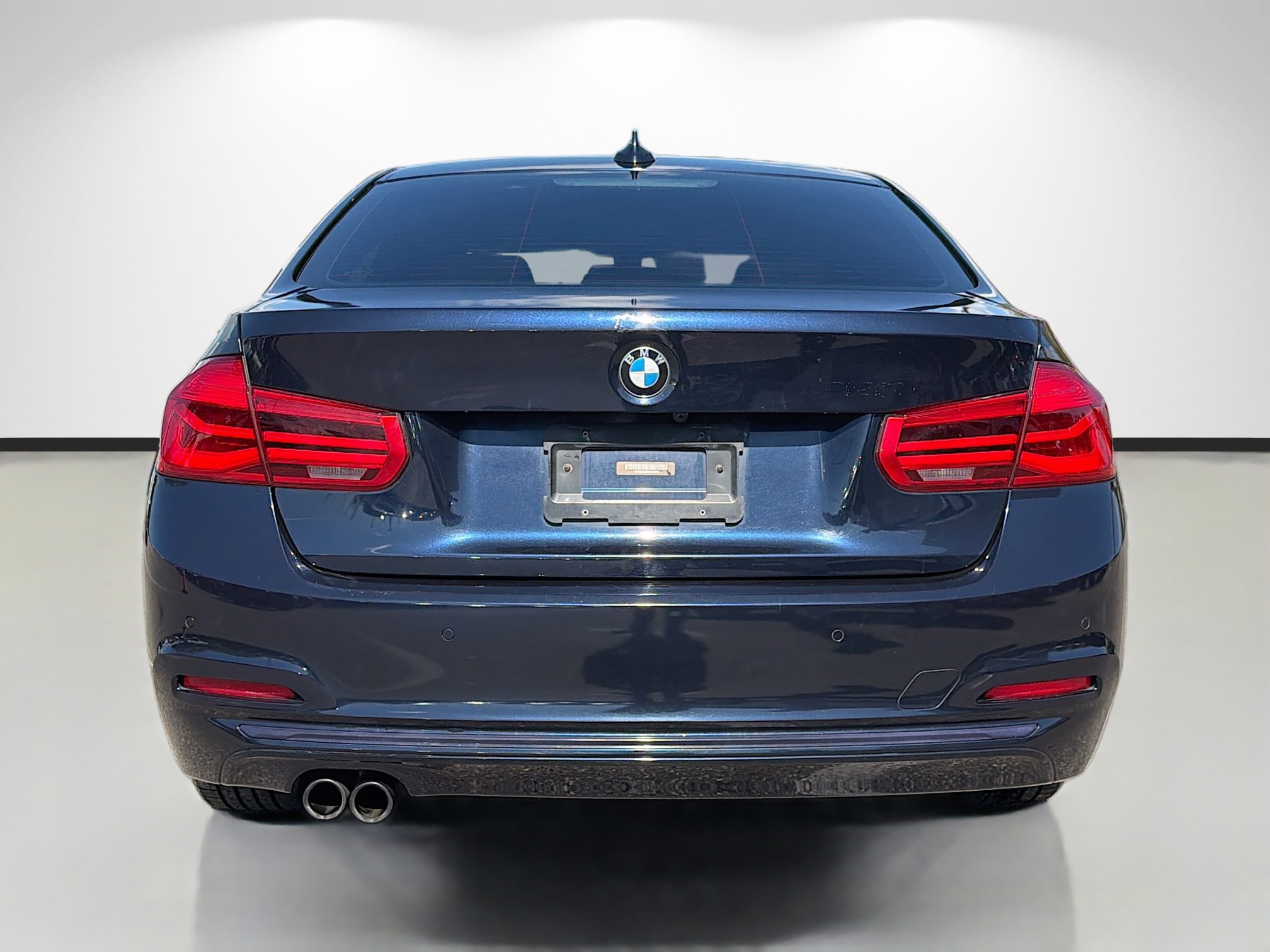 Used 2016 BMW 328i Sedan image 4