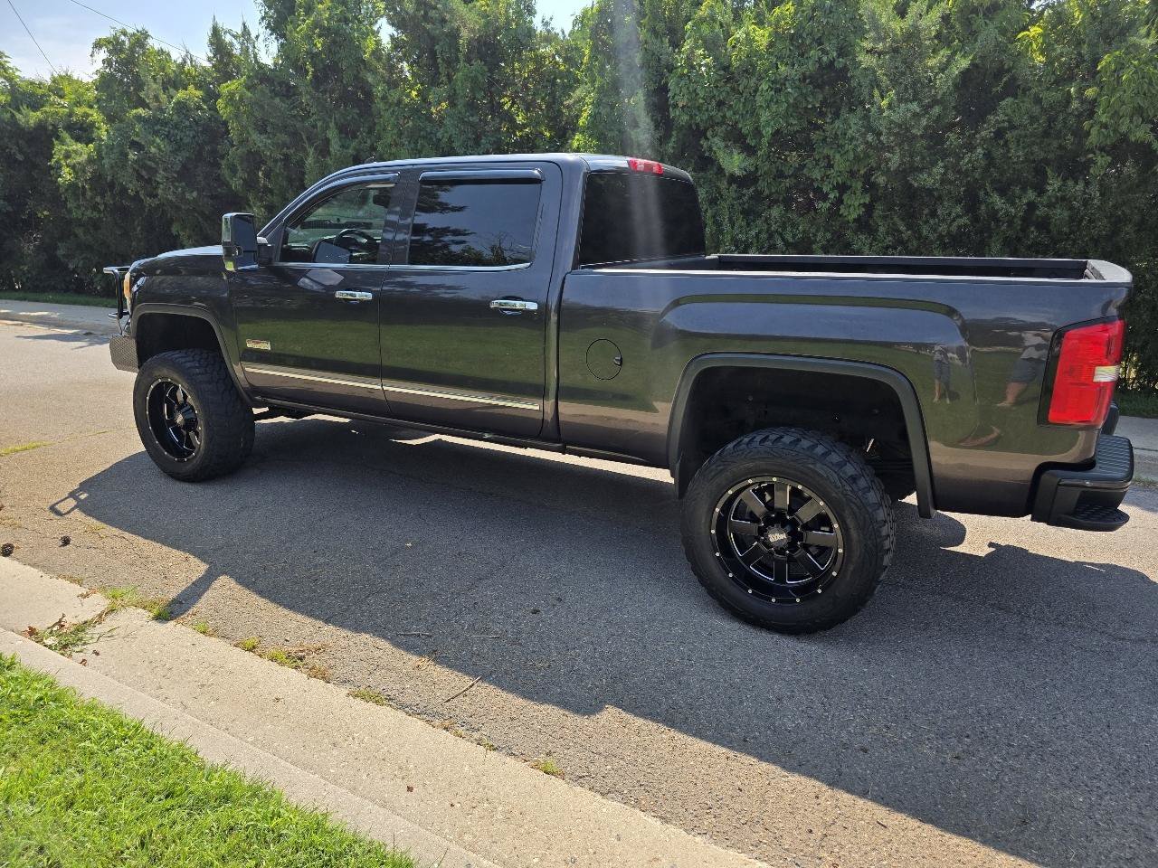 Used 2014 GMC Sierra 1500 SLE AWD/4WD image 3