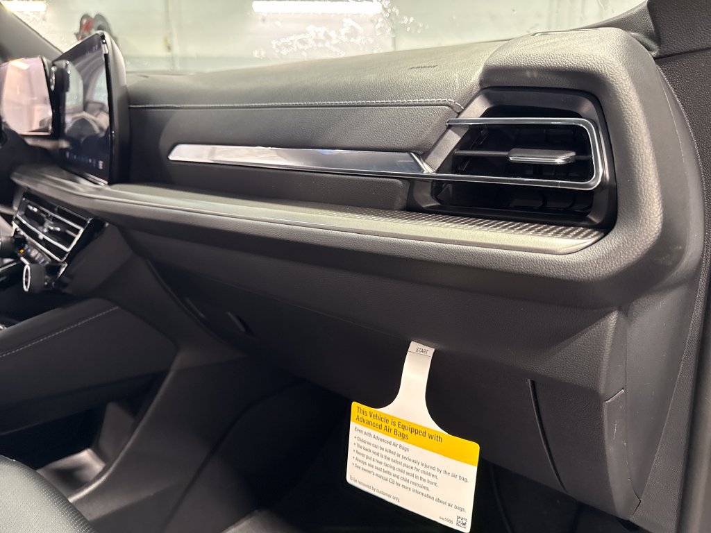 New 2027 Chevrolet Traverse LT w/ Driver Confidence Package FWD image 29