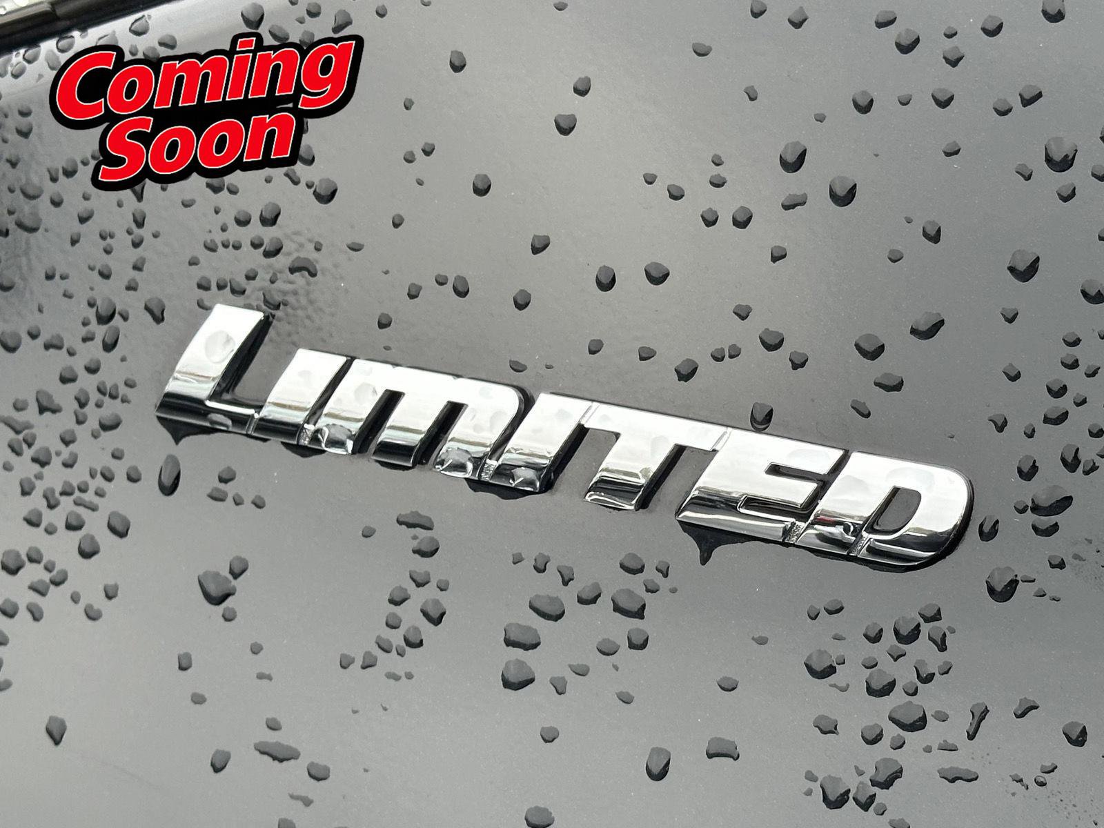 Used 2024 Toyota Tundra Limited image 10