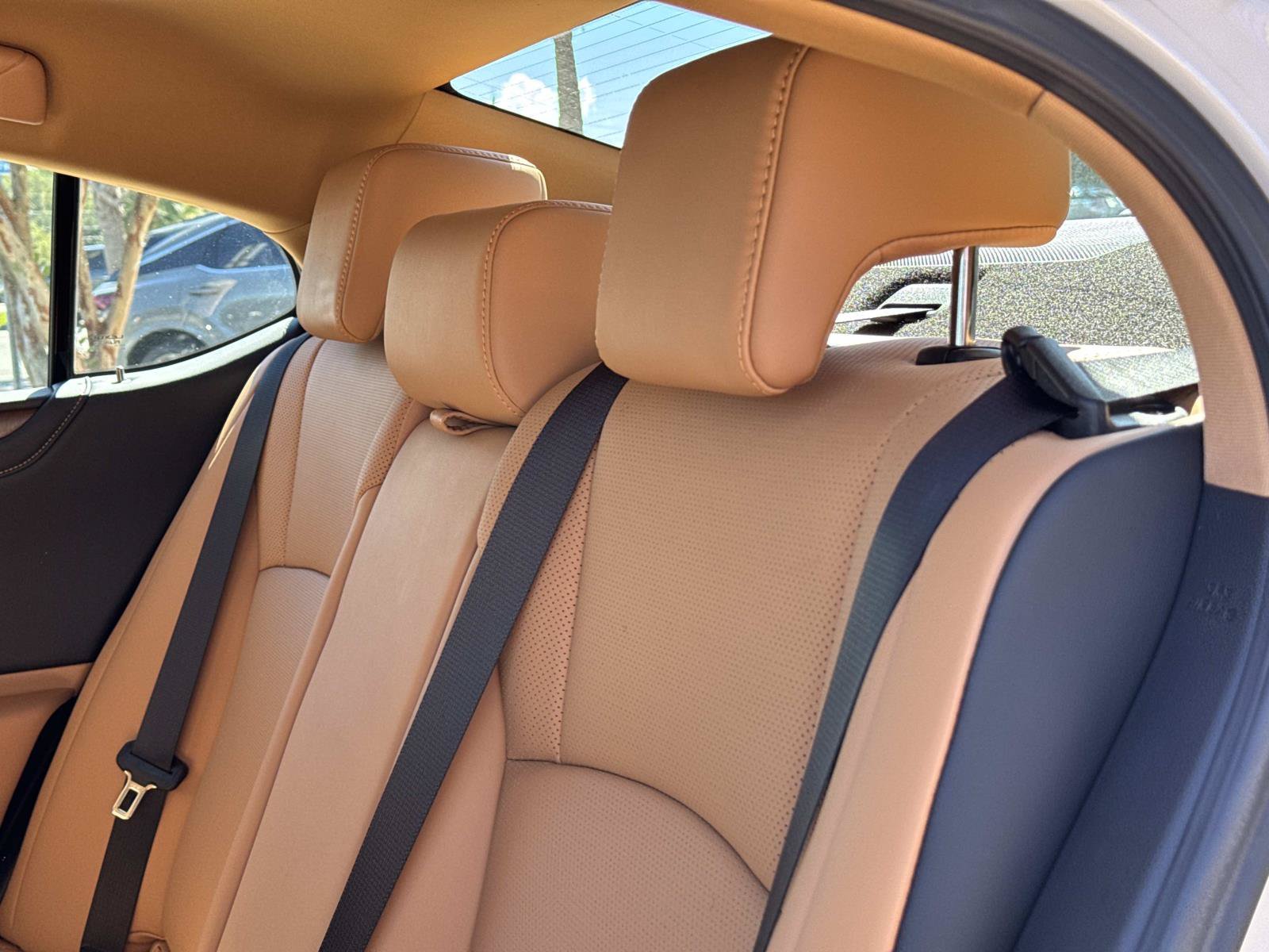 Certified 2025 Lexus ES 350 w/ Premium Package FWD image 19