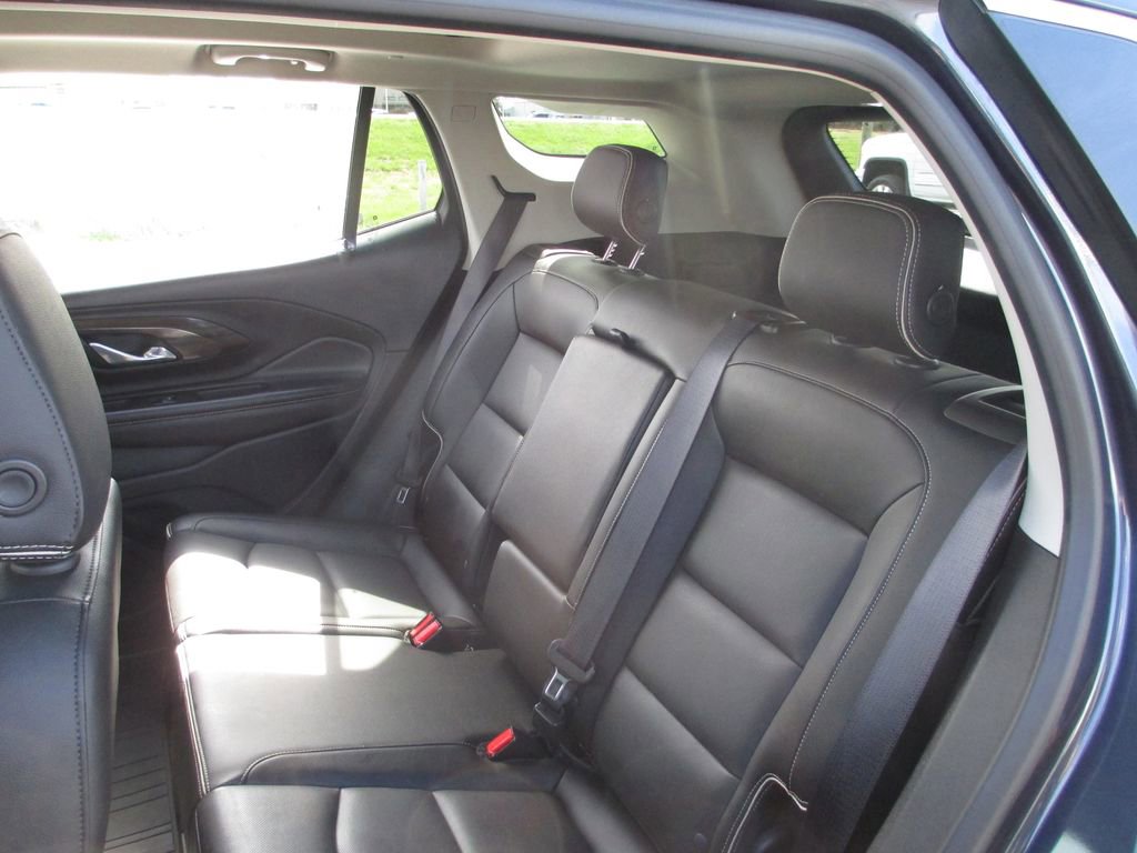 Used 2018 GMC Terrain Denali w/ Advanced Safety Package image 21