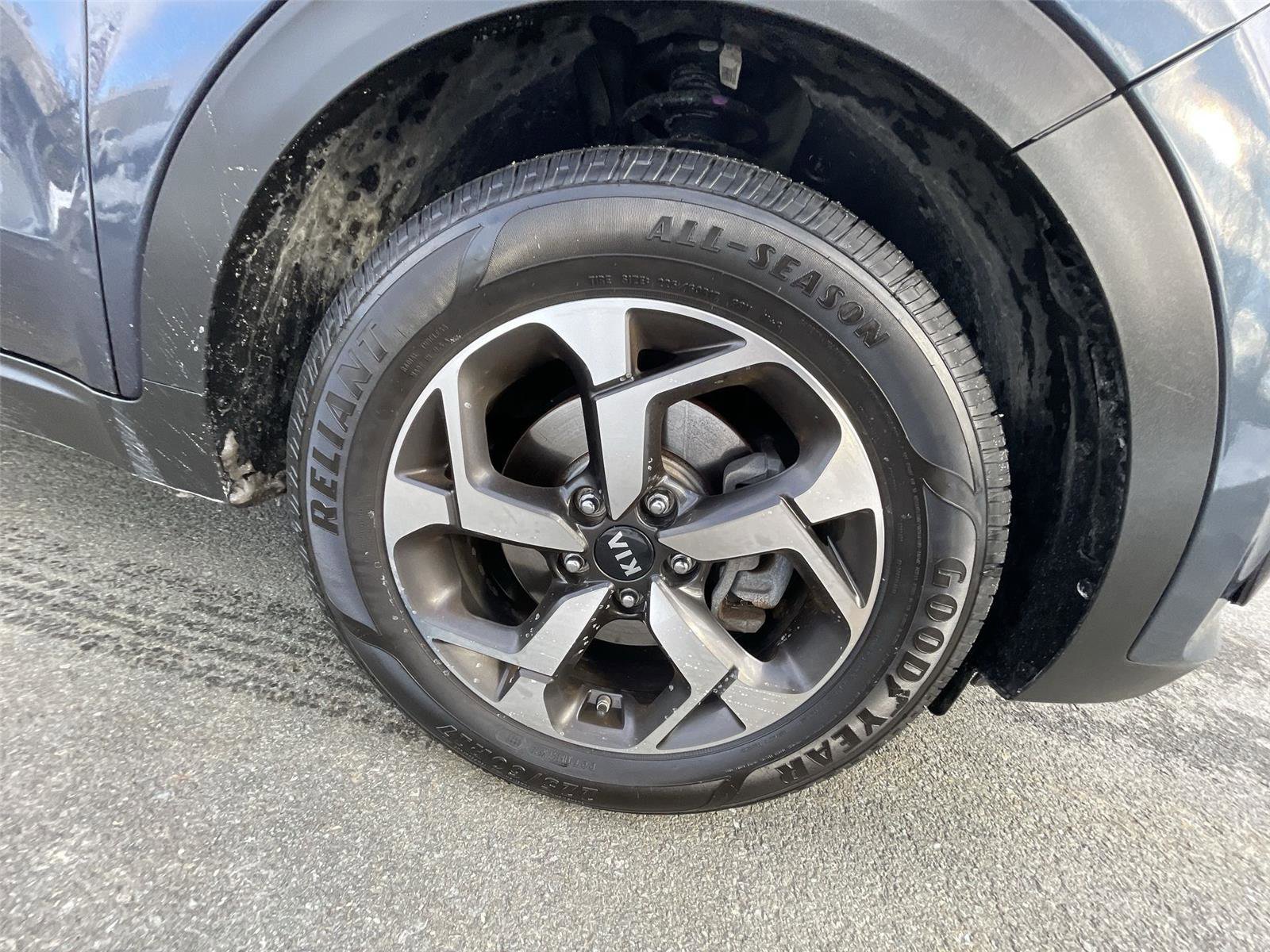 Used 2020 Kia Sportage LX image 10