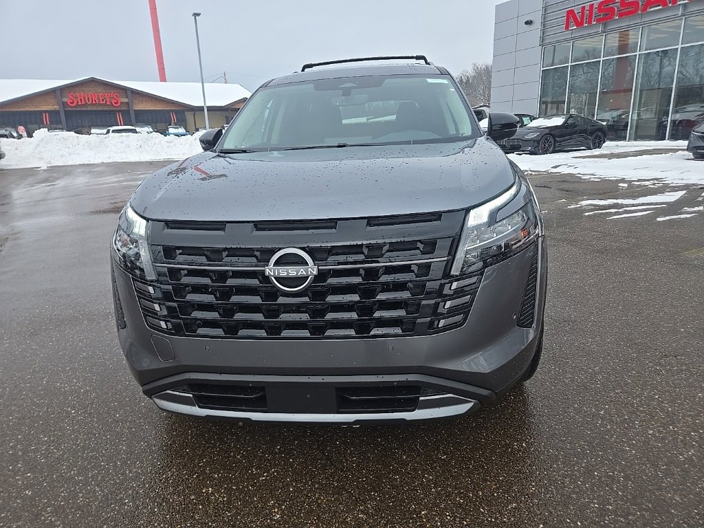 New 2026 Nissan Pathfinder SL w/ SL Premium Package image 3