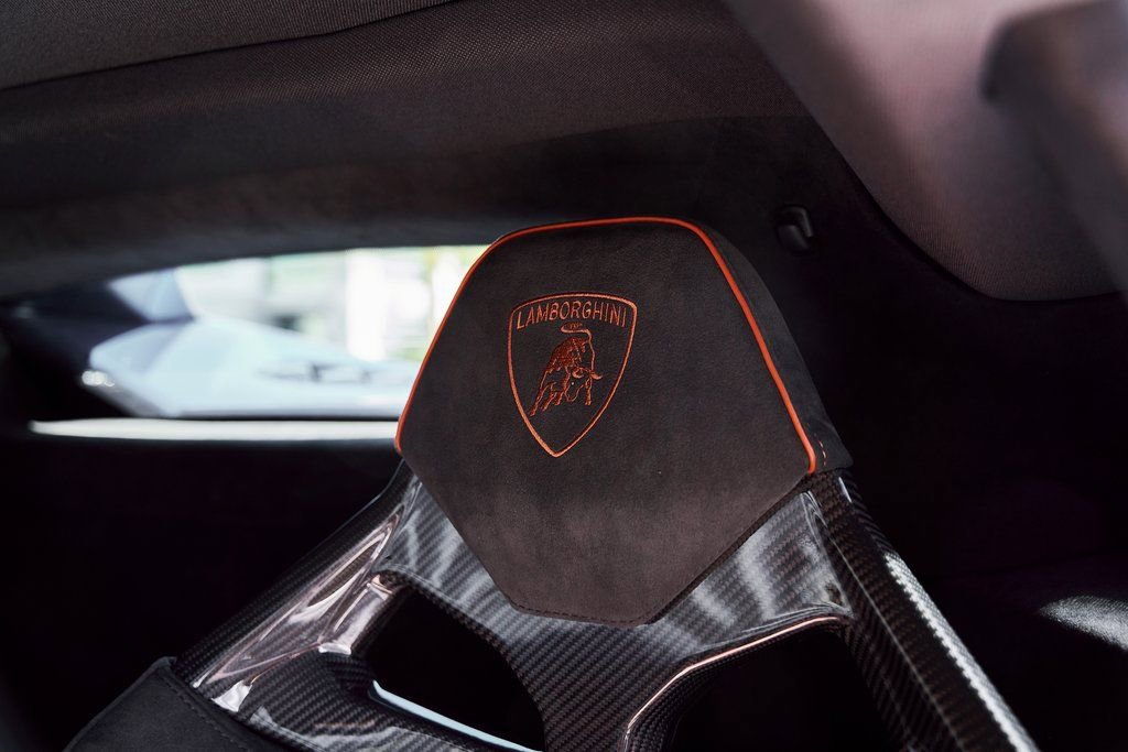 Used 2024 Lamborghini Huracan Tecnica image 48