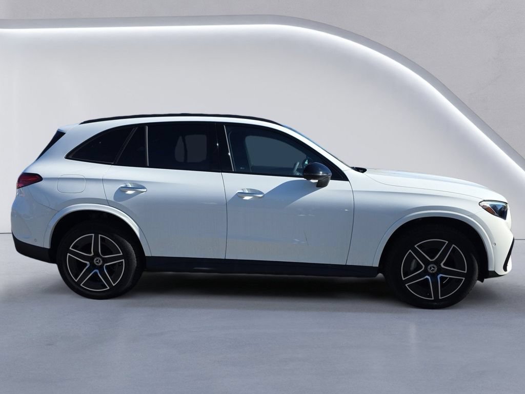 New 2025 Mercedes-Benz GLC 300 4MATIC image 3