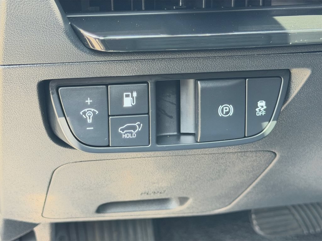 Certified 2023 Kia EV6 Wind AWD/4WD image 28