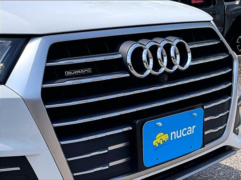 Used 2019 Audi Q7 2.0T Premium AWD/4WD image 32
