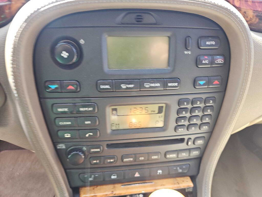 Used 2005 Jaguar S-TYPE 4.2 image 12