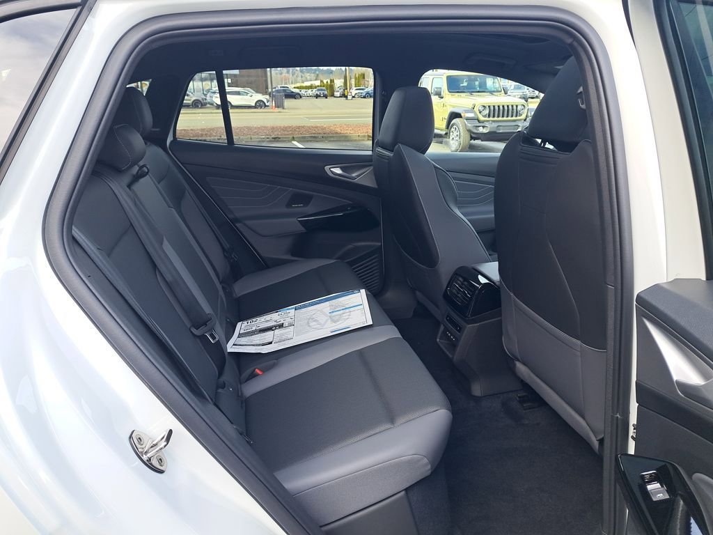 New 2026 Volkswagen ID.4 Pro S Plus image 16