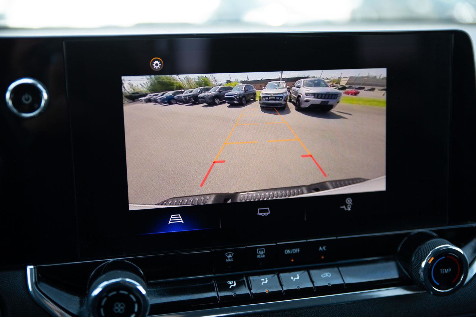 Used 2023 Chevrolet Colorado Trail Boss w/ Advanced Trailering Package AWD/4WD image 18