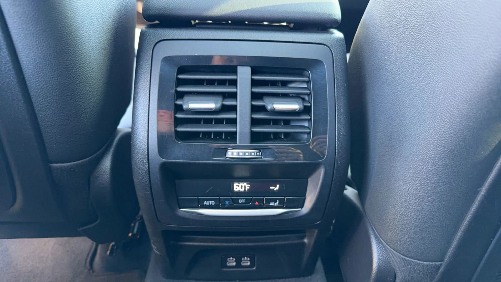 Used 2020 BMW X4 xDrive30i w/ Convenience Package image 29