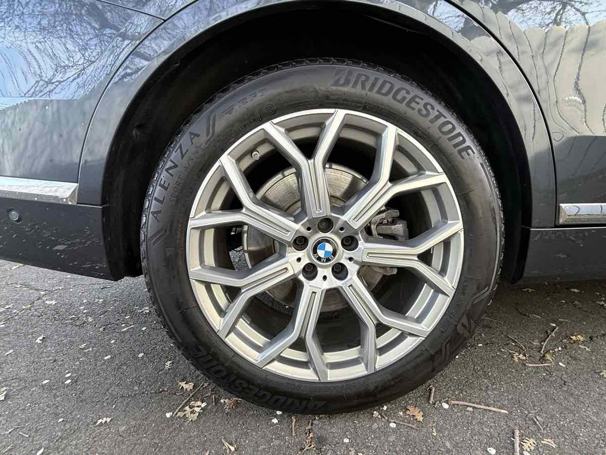 Used 2019 BMW X7 xDrive50i w/ Premium Package image 40