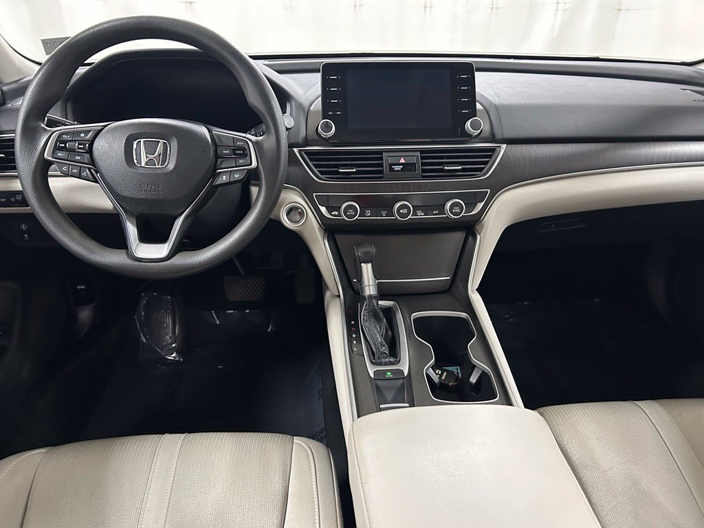 Used 2018 Honda Accord EX image 16