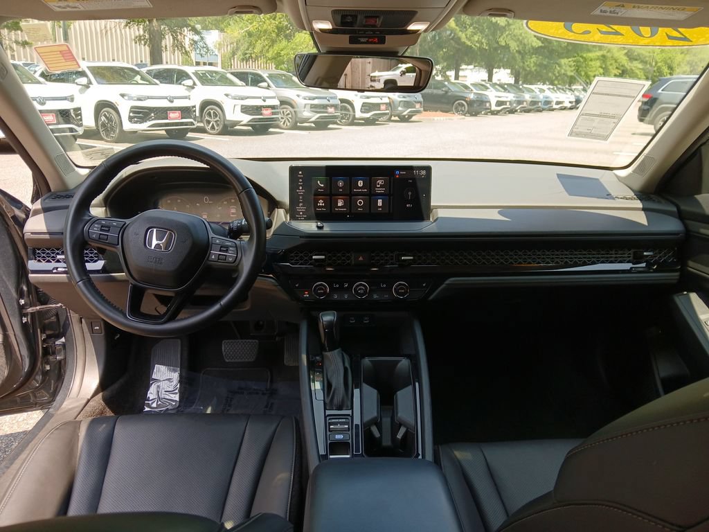 Used 2023 Honda Accord EX-L image 25