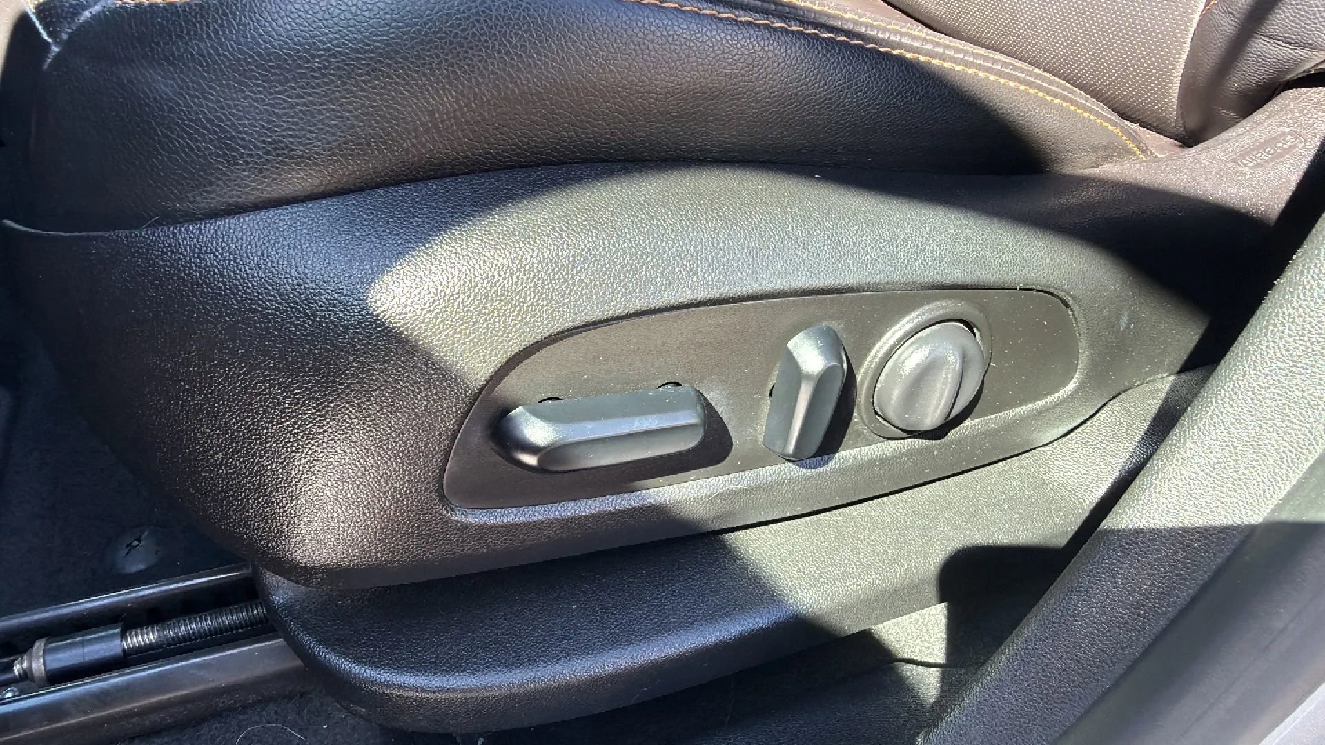 Used 2019 GMC Terrain SLT AWD/4WD image 21