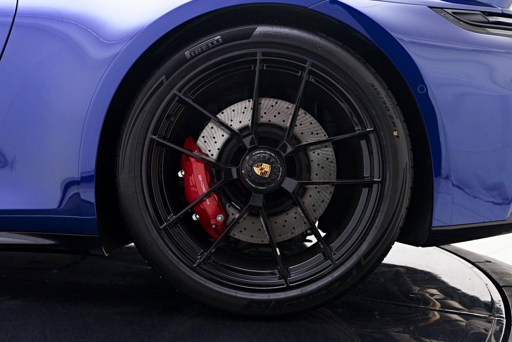 Used 2026 Porsche 911 Carrera GTS image 31