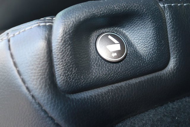 Certified 2024 Honda Pilot Touring image 22