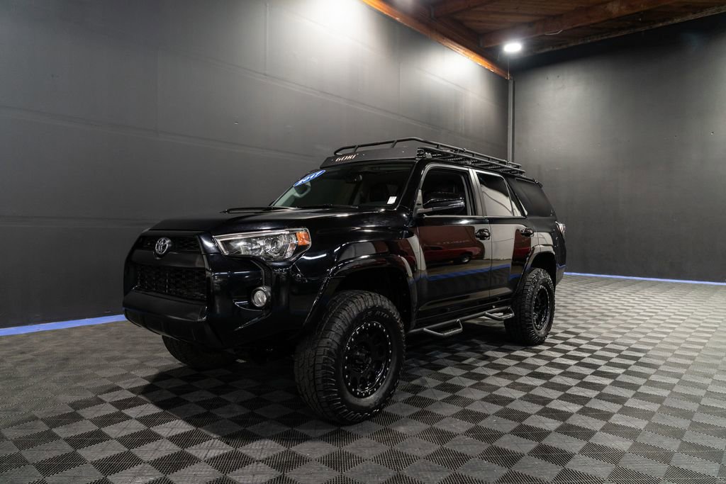Used 2017 Toyota 4Runner TRD Off-Road Premium AWD/4WD image 1