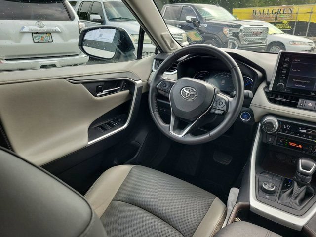 Used 2020 Toyota RAV4 Limited w/ Limited Grade Weather Package AWD/4WD image 22