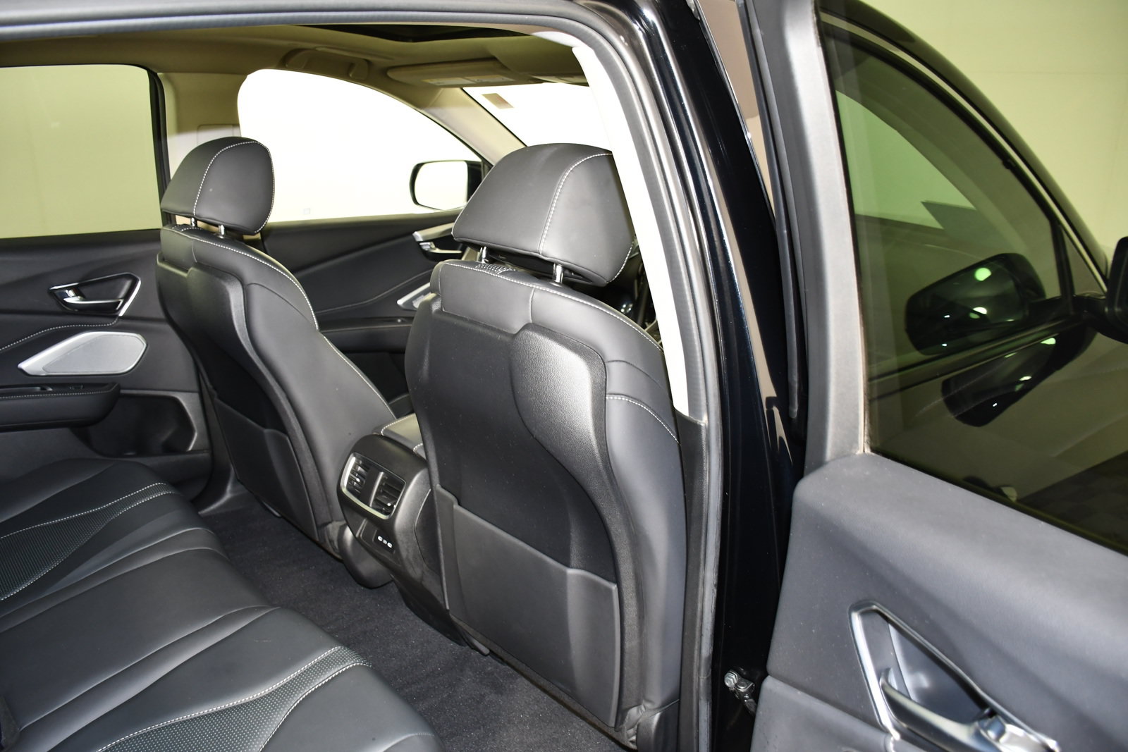 Certified 2024 Acura RDX SH-AWD w/ Technology Package image 43