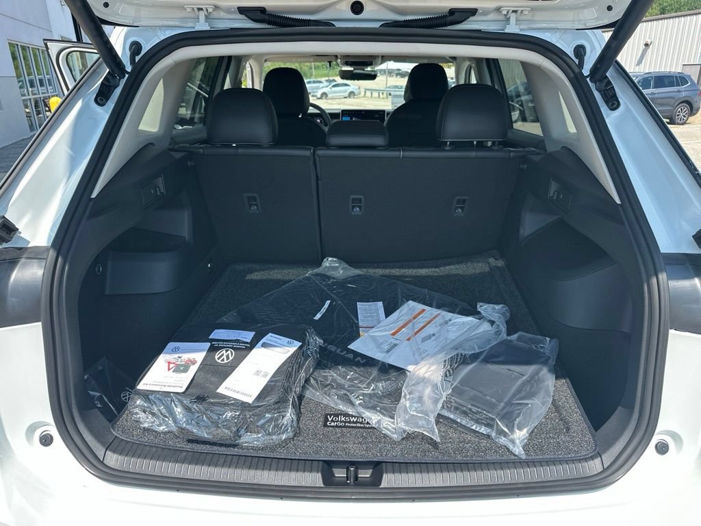 New 2026 Volkswagen Tiguan SE AWD/4WD image 21