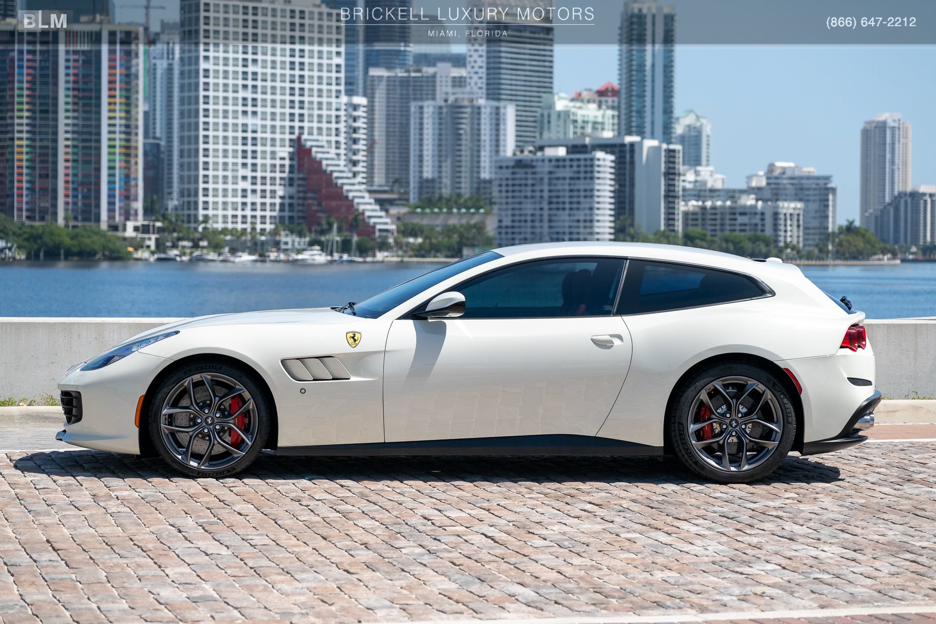 Used 2018 Ferrari GTC4Lusso T RWD image 10