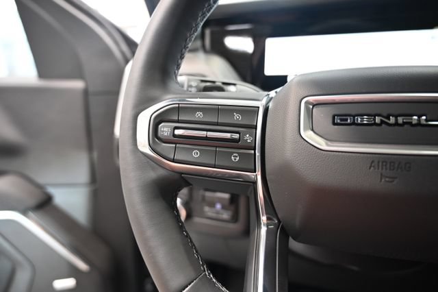 New 2026 GMC Yukon Denali w/ Denali Reserve Package AWD/4WD image 27
