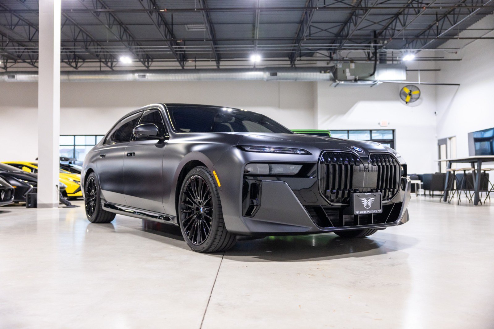 Used 2026 BMW 760i xDrive AWD/4WD image 3