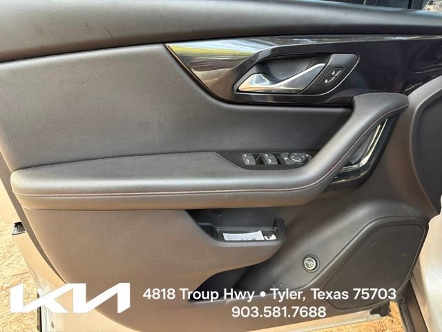 Used 2019 Chevrolet Blazer RS w/ Sun and Wheels Package AWD/4WD image 15