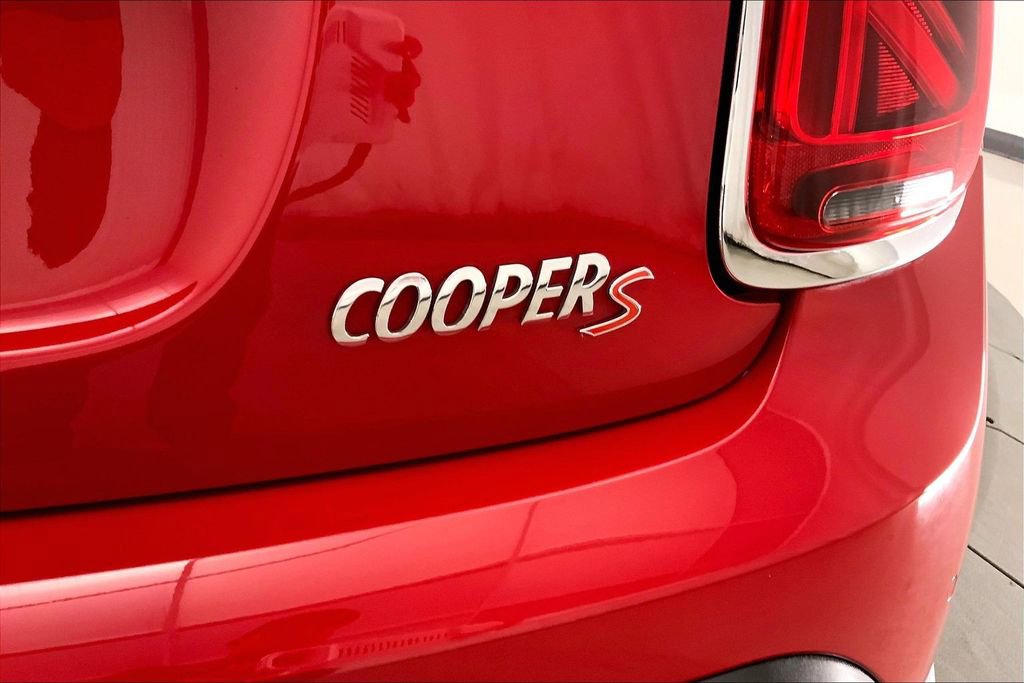 Used 2023 MINI Cooper S w/ Signature Upholstery Package image 7