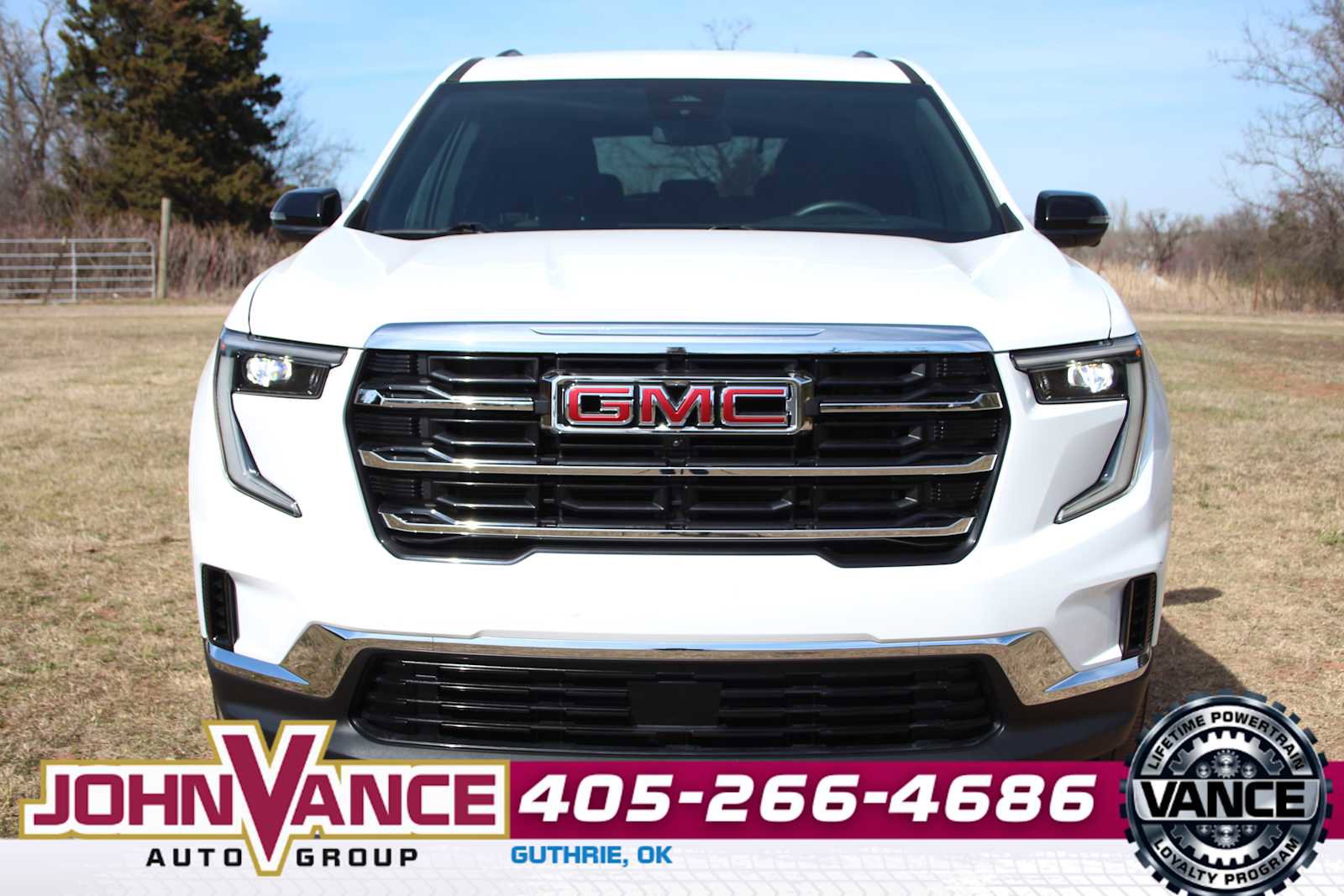 Used 2025 GMC Acadia Elevation image 2