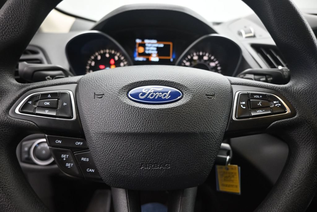 Certified 2017 Ford Escape SE w/ Equipment Group 201A FWD image 12