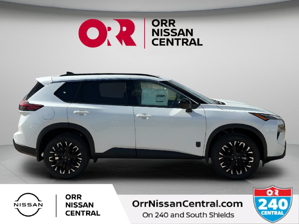 New 2027 Nissan Rogue Dark Armor FWD image 5