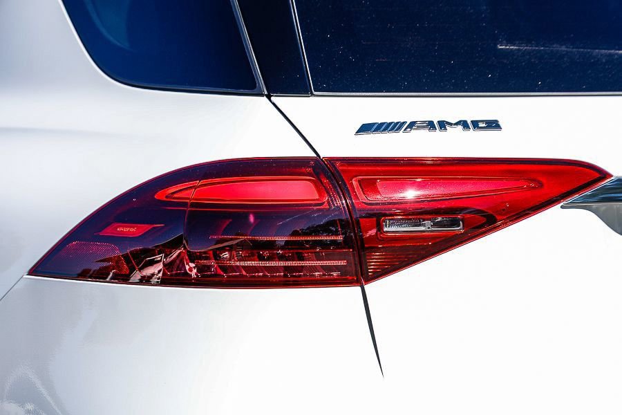 New 2026 Mercedes-Benz GLE 53 AMG 4MATIC image 8