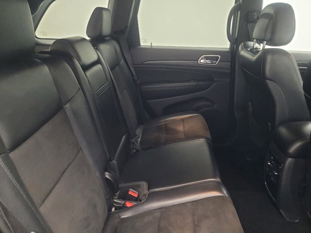 Used 2020 Jeep Grand Cherokee Laredo w/ Quick Order Package 2BN North image 19