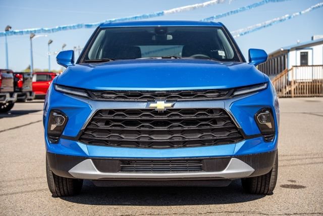 New 2026 Chevrolet Blazer LT w/ LPO, Cargo Package FWD image 2