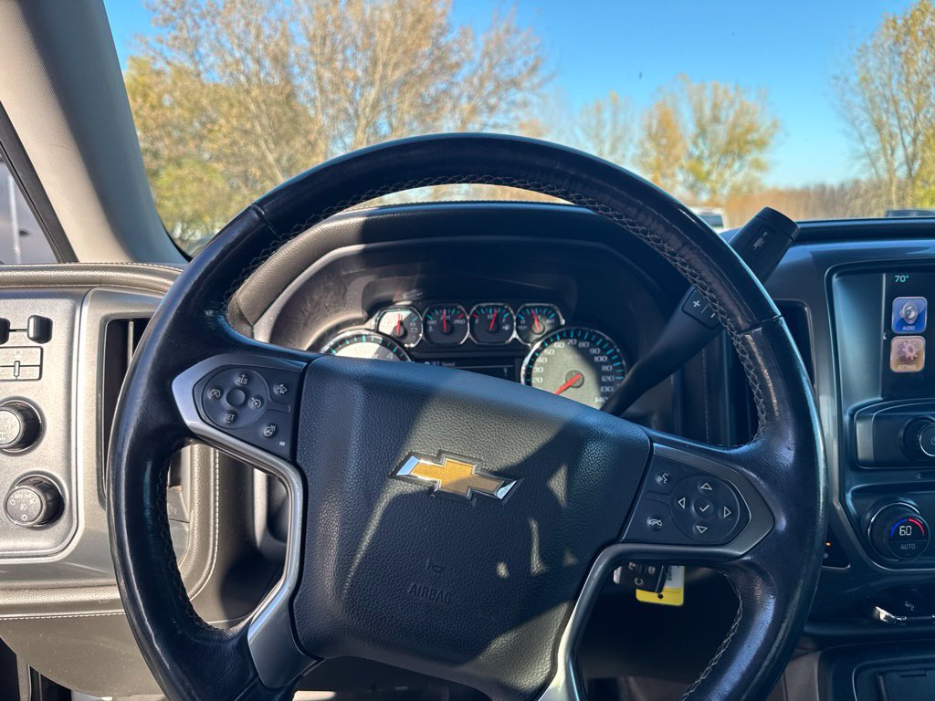 Used 2016 Chevrolet Silverado 1500 LTZ Z71 w/ LTZ Plus Package AWD/4WD image 18