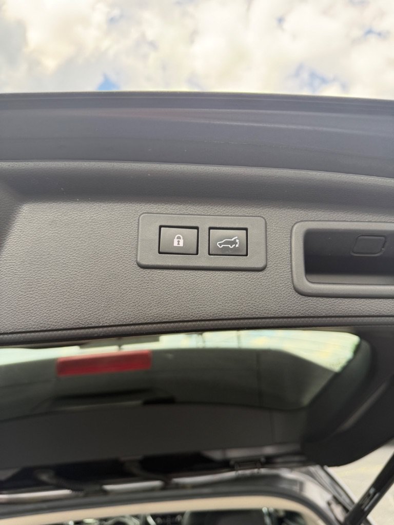 Used 2019 Subaru Forester Limited AWD/4WD image 21