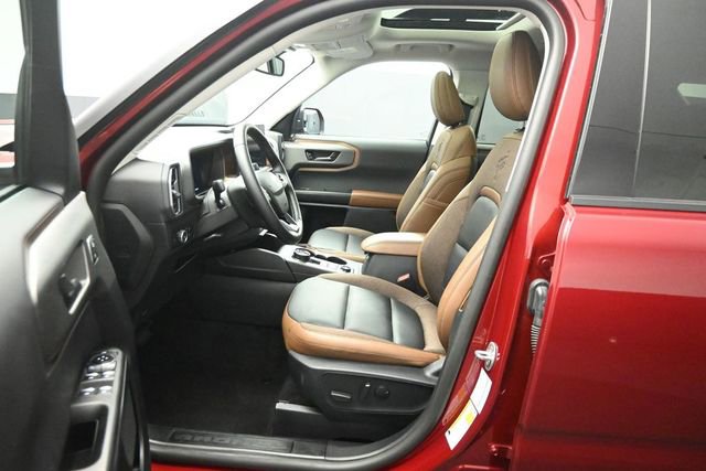 Certified 2025 Ford Bronco Sport Outer Banks w/ Outer Banks Tech Package+ AWD/4WD image 10