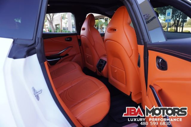 Used 2022 Aston Martin DBX image 7